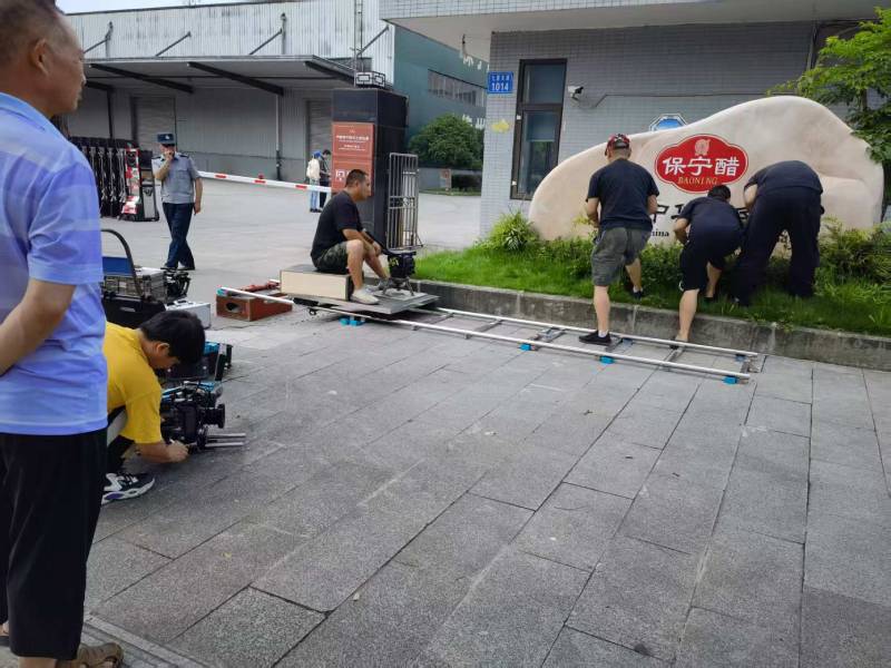 遂宁广告片拍摄公司核心优势：全流程服务，让品牌广告片省心更出彩